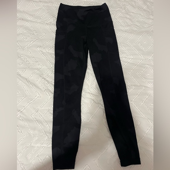 Black camo leggings (XS) 90 degrees by reflex - Picture 2 of 4